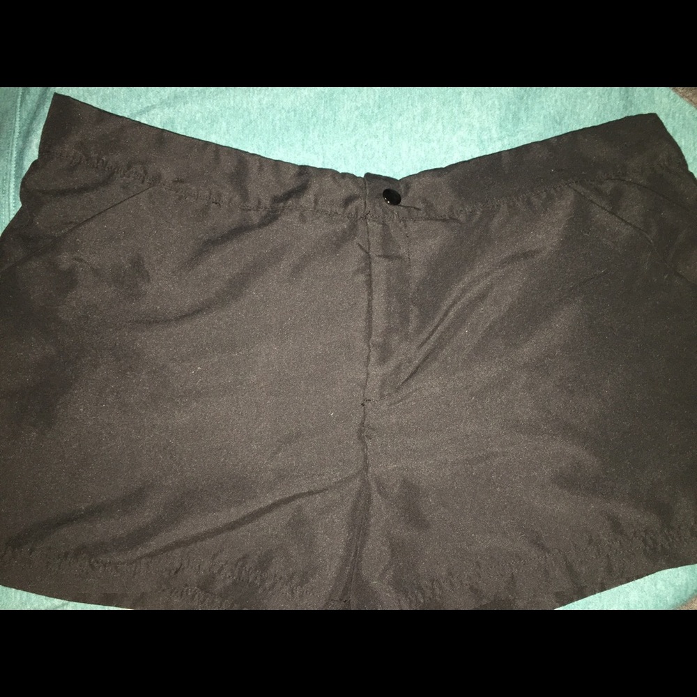 Women’s size 14 black swim shorts! Worn only once